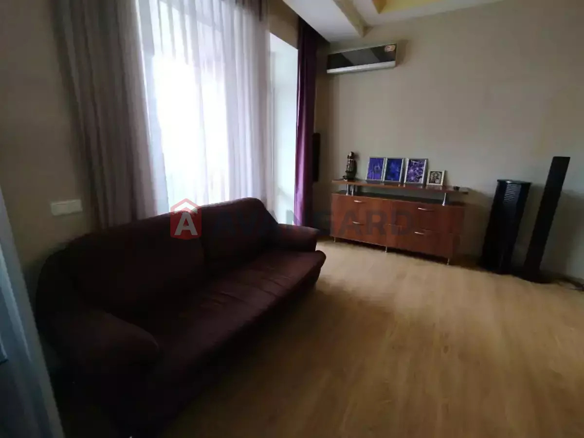 1 ��. ��������, 53/-/20 ��. �., 3/3 ������ ���� 17