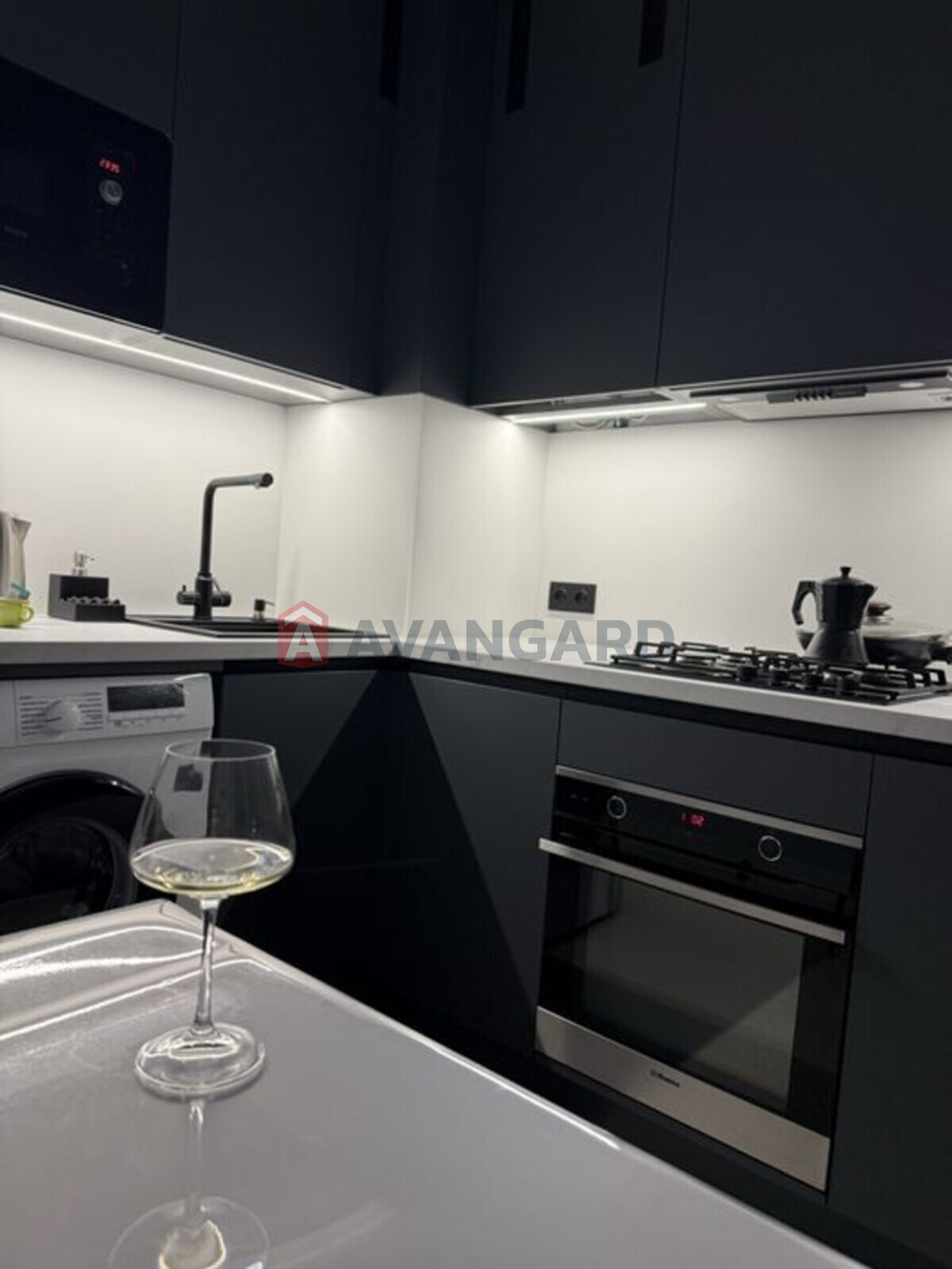 3 ��. ��������, 70/-/7 ��. �., 3/3 ������ ���� 2