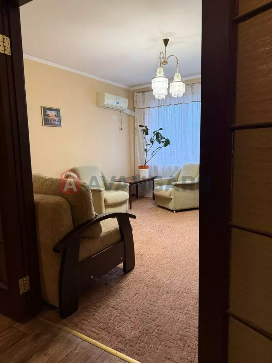 2 ����. ��������, 50/-/10 ��. �., 9/9 ���� ���� 13