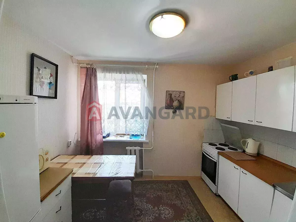 2 ����. ��������, 49/-/8 ��. �., 13/14 ���� ���� 8