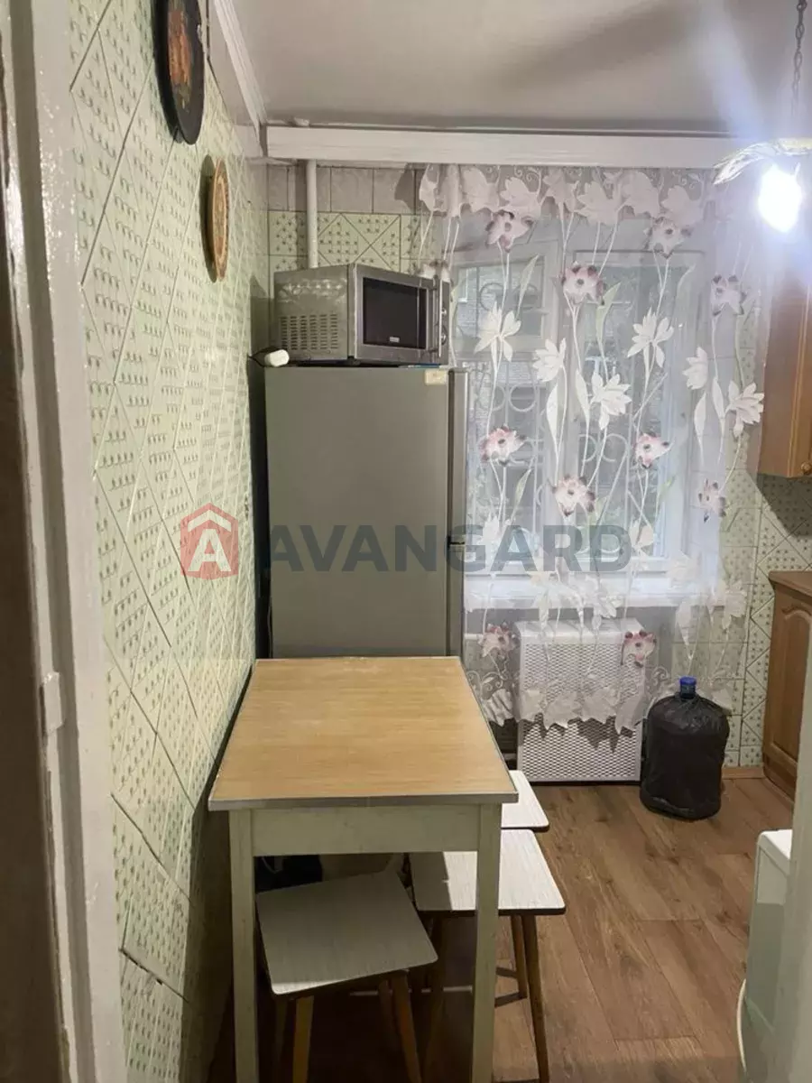 2 . , 46/-/8 . ., 2/5   6