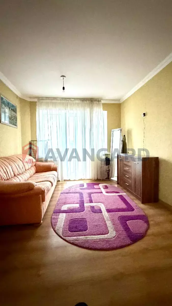 1 ����. ��������, 37/-/10 ��. �., 5/5 ���� ���� 6