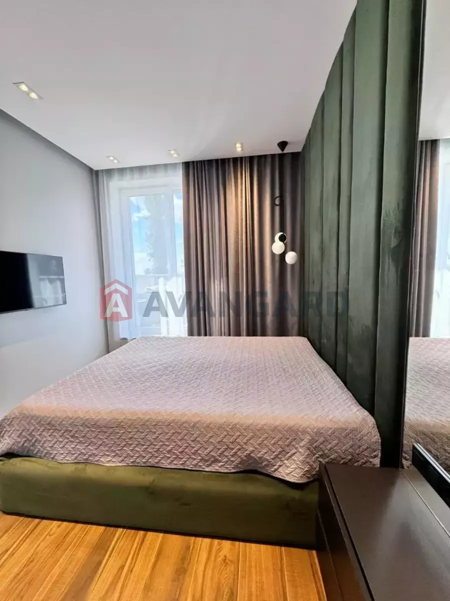 3 ��. ��������, 70/40/15 ��. �., 4/19 ������ ���� 8