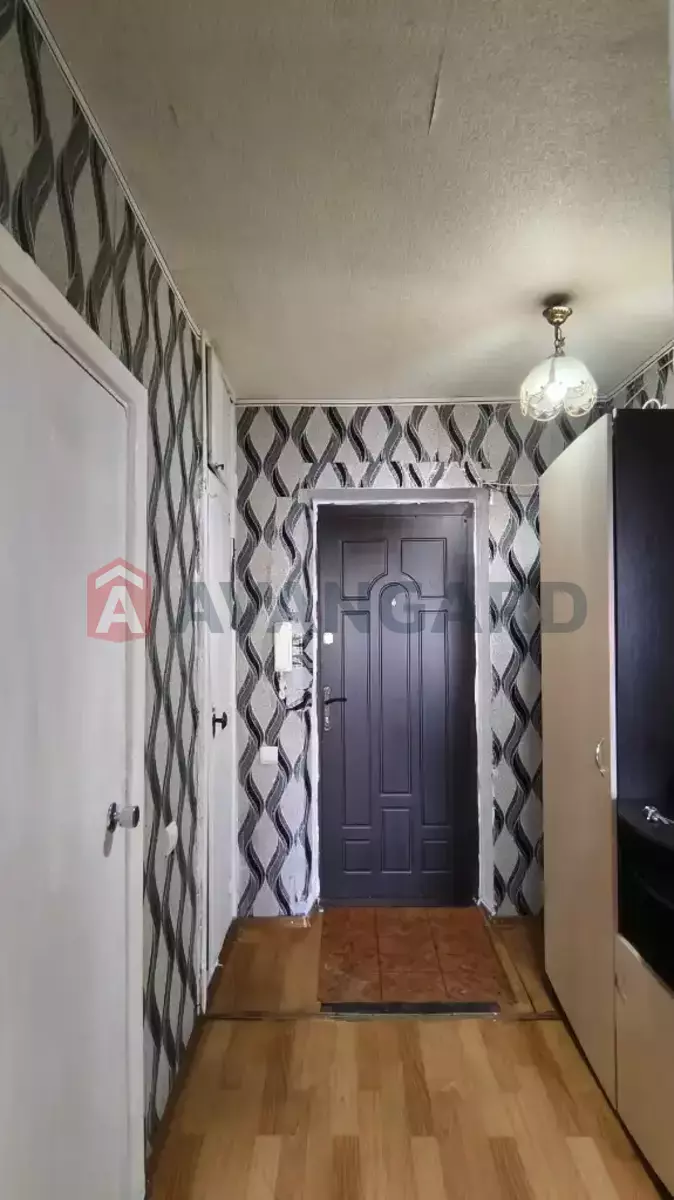 1 . , 32/-/- . ., 4/9   4