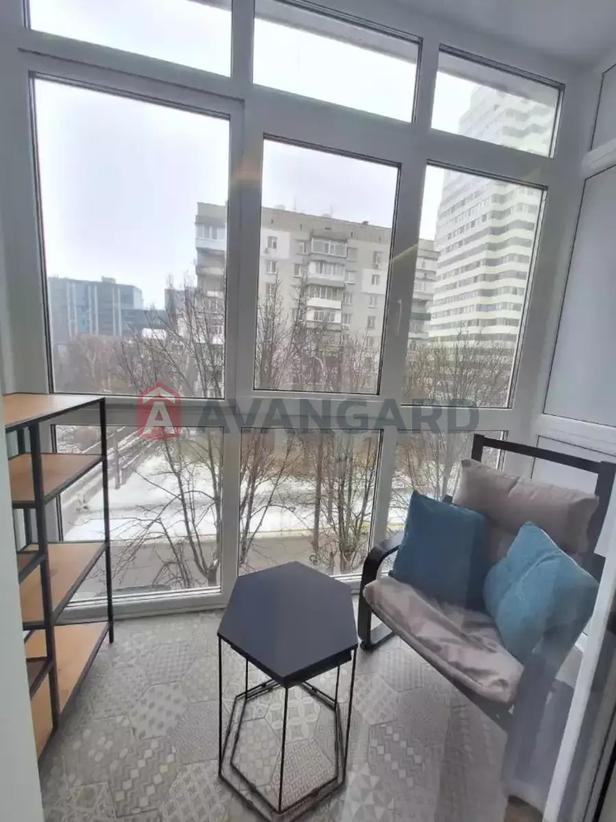 1 ��. ��������, 35/-/- ��. �., 3/5 ������ ���� 11