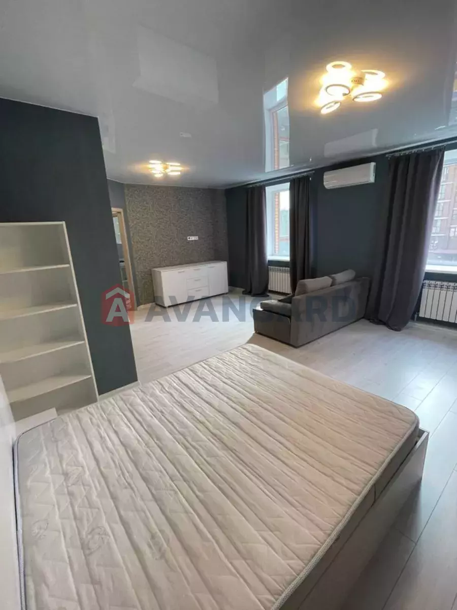 1 ��. ��������, 55/-/12 ��. �., 4/12 ������ ���� 3