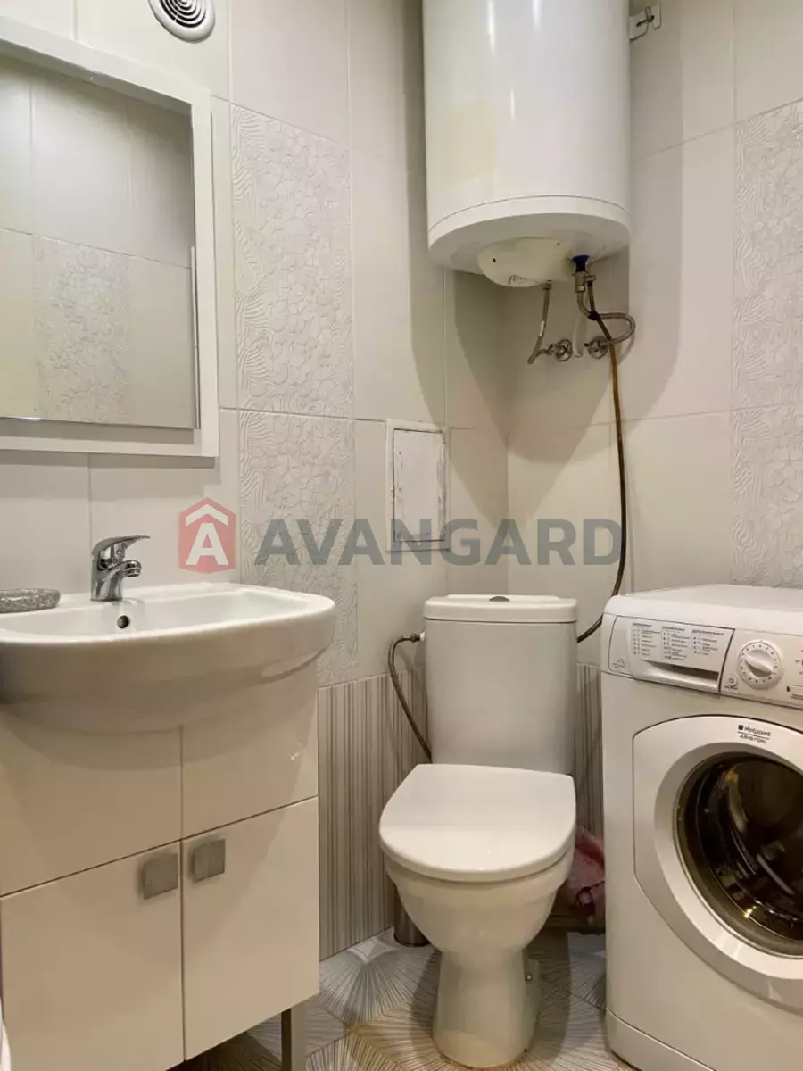 1 ����. ��������, 32/-/- ��. �., 9/9 ���� ���� 10