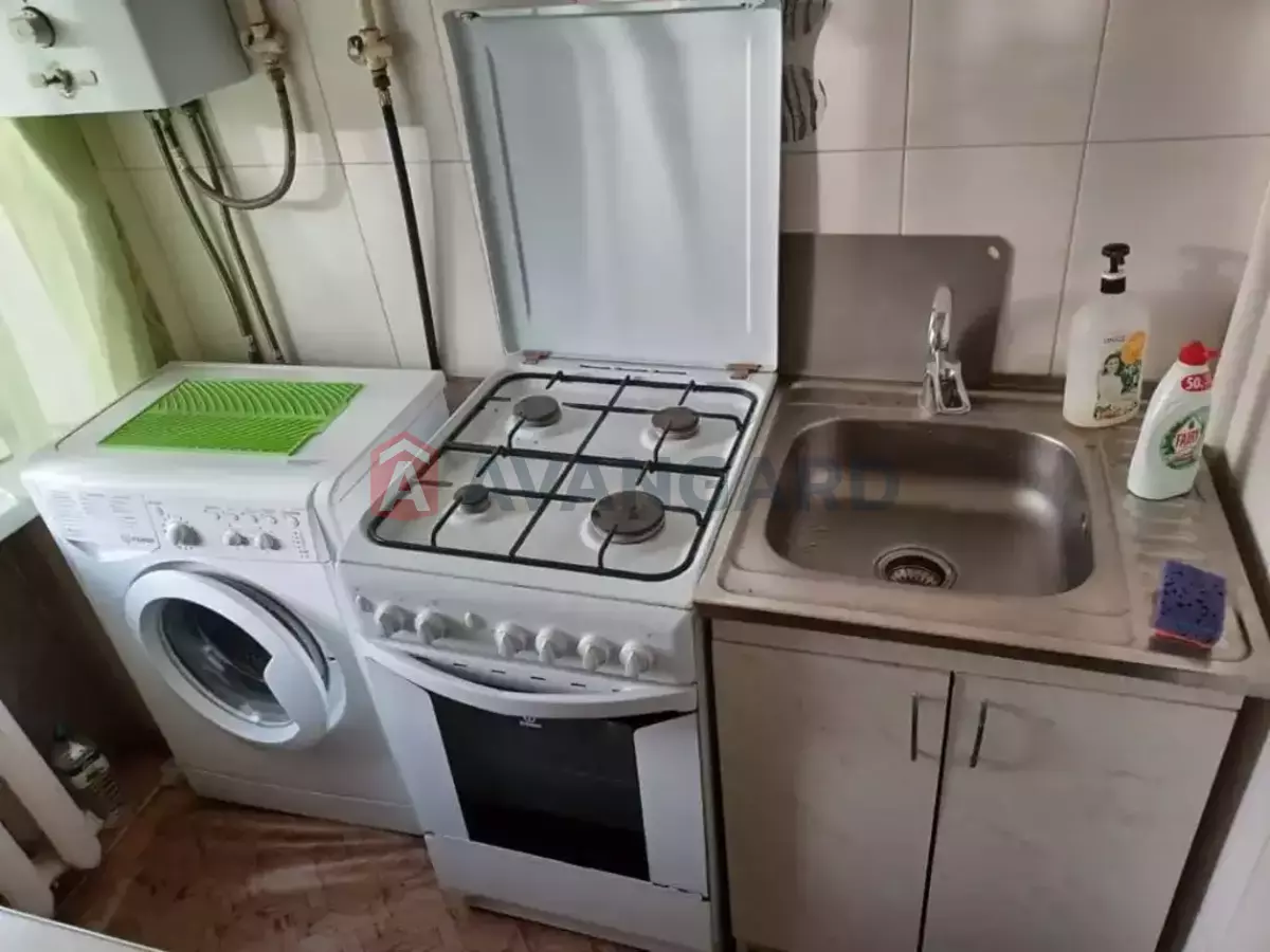 1 ��. ��������, 32/18/6 ��. �., 4/5 ������ ���� 1