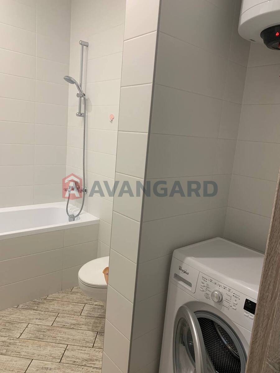 1 ����. ��������, 30/-/- ��. �., 8/24 ���� ���� 7