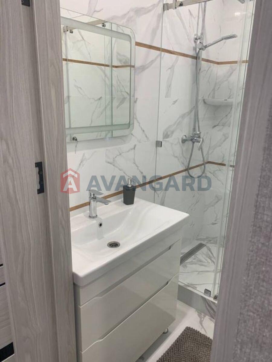 1 ����. ��������, 42/-/15 ��. �., 12/25 ���� ���� 3