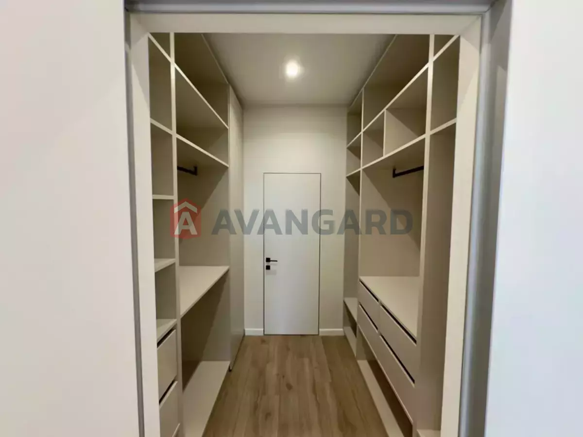 3 ��. ��������, 125/-/20 ��. �., 8/13 ������ ���� 6