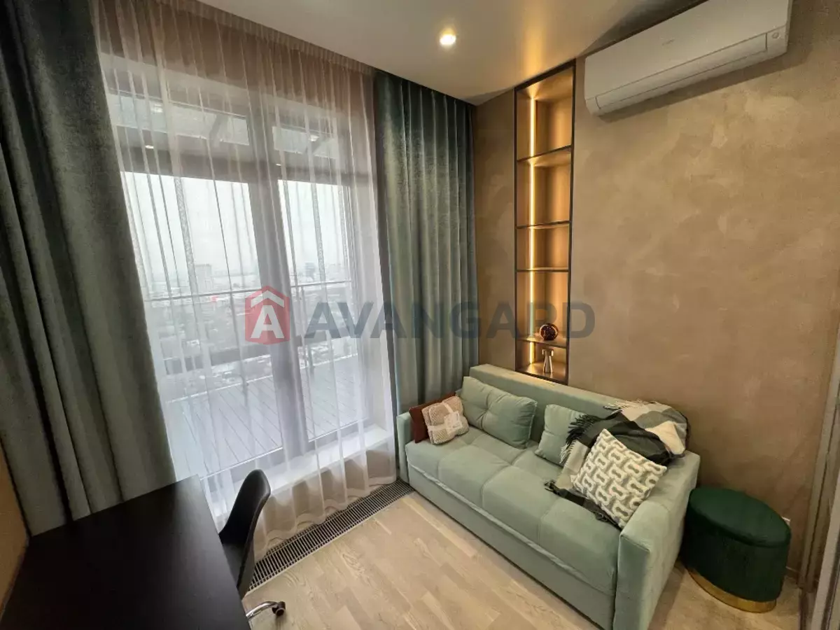 4 ��. ��������, 120/-/40 ��. �., 12/12 ������ ���� 15