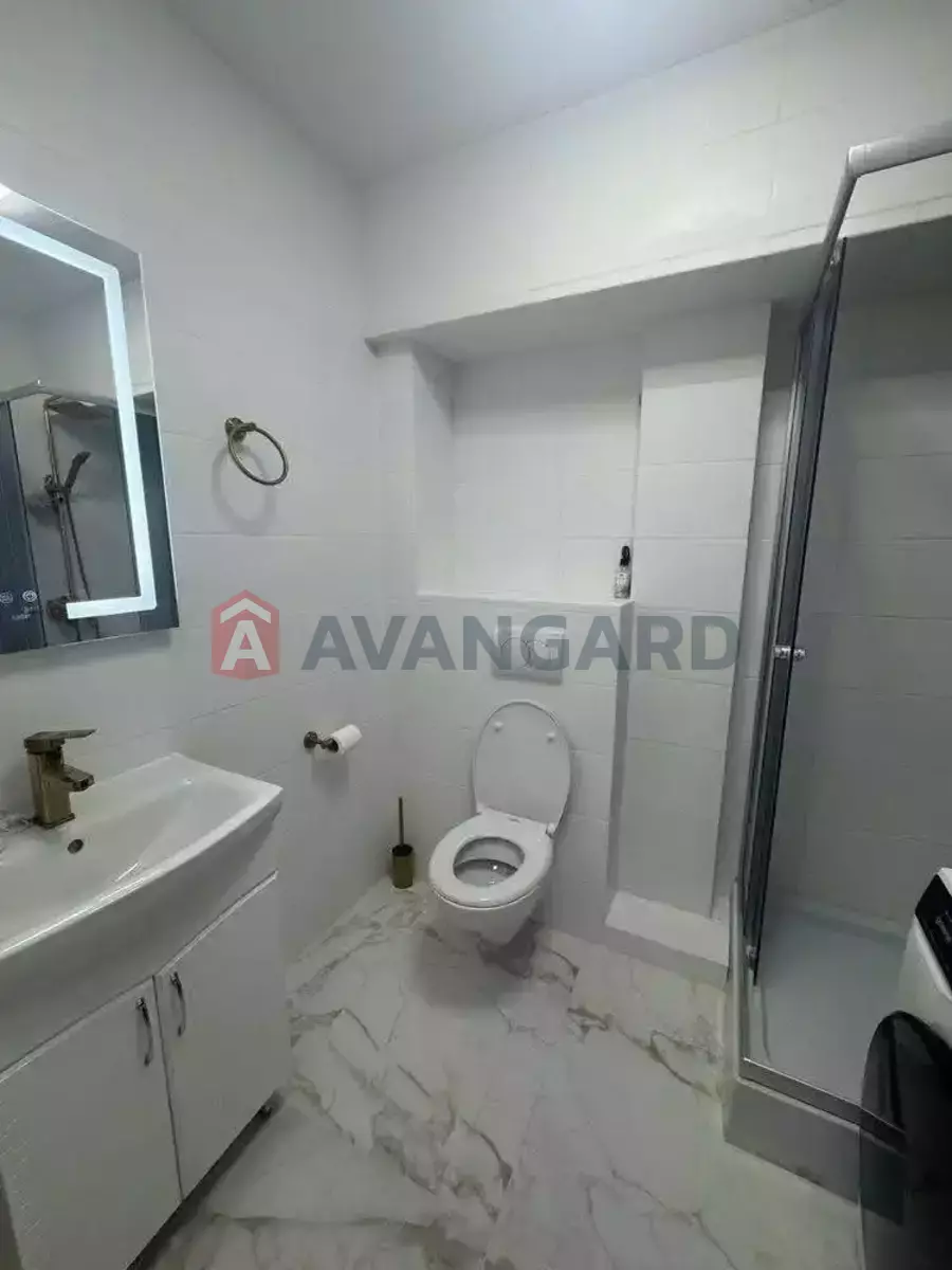 1 ��. ��������, 27/-/- ��. �., 3/9 ������ ���� 8