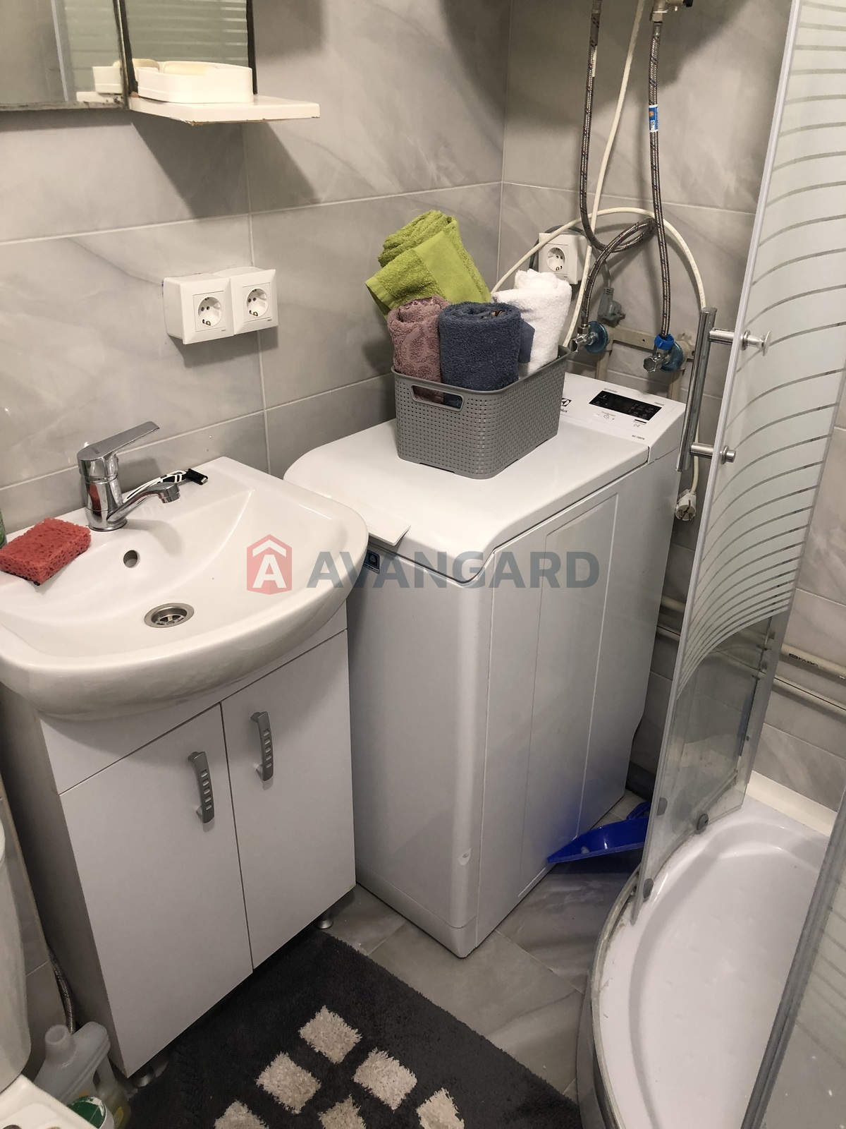 1 ��. ��������, 32/15/7 ��. �., 2/5 ������ ���� 15