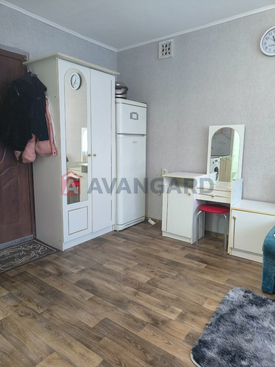 2 ����. ��������, 30/-/- ��. �., 2/5 ���� ���� 15