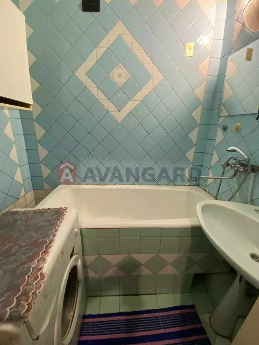 3 . , 70/-/5 . ., 2/2   5