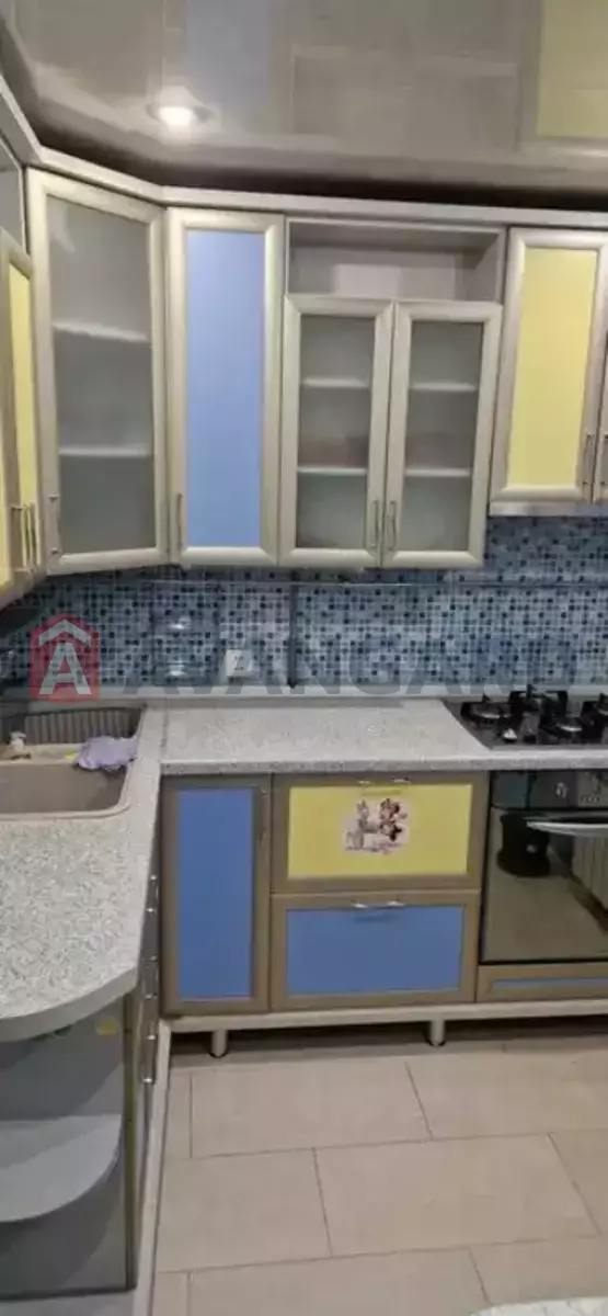 4 ��. ��������, 77/56/8 ��. �., 8/9 ������ ���� 3