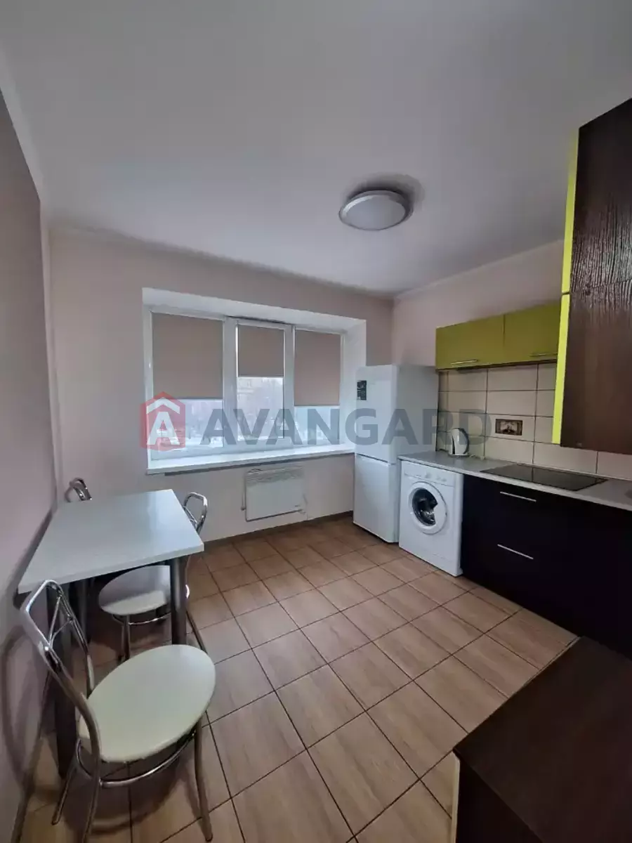 1 ��. ��������, 34/-/- ��. �., 3/5 ������ ���� 4