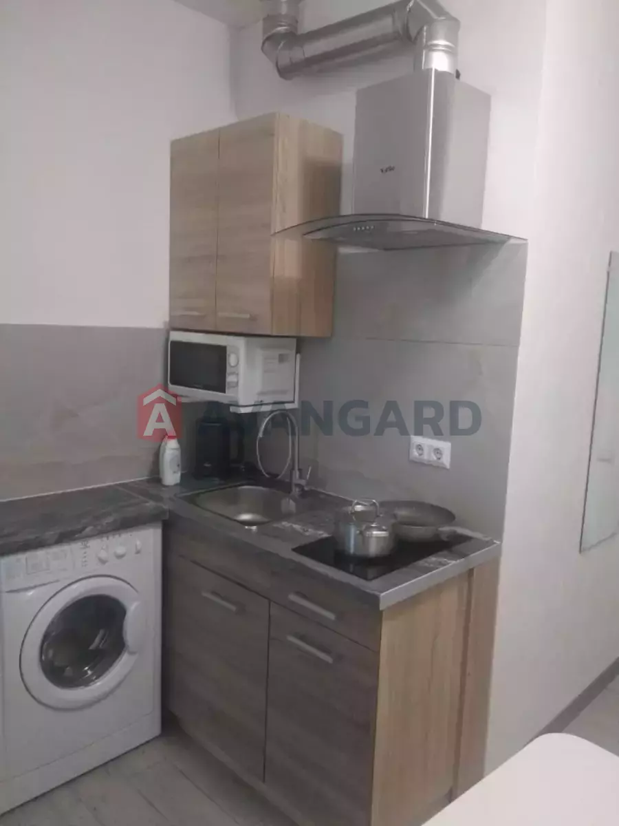 1 ����. ��������, 30/-/7 ��. �., 1/3 ���� ���� 7