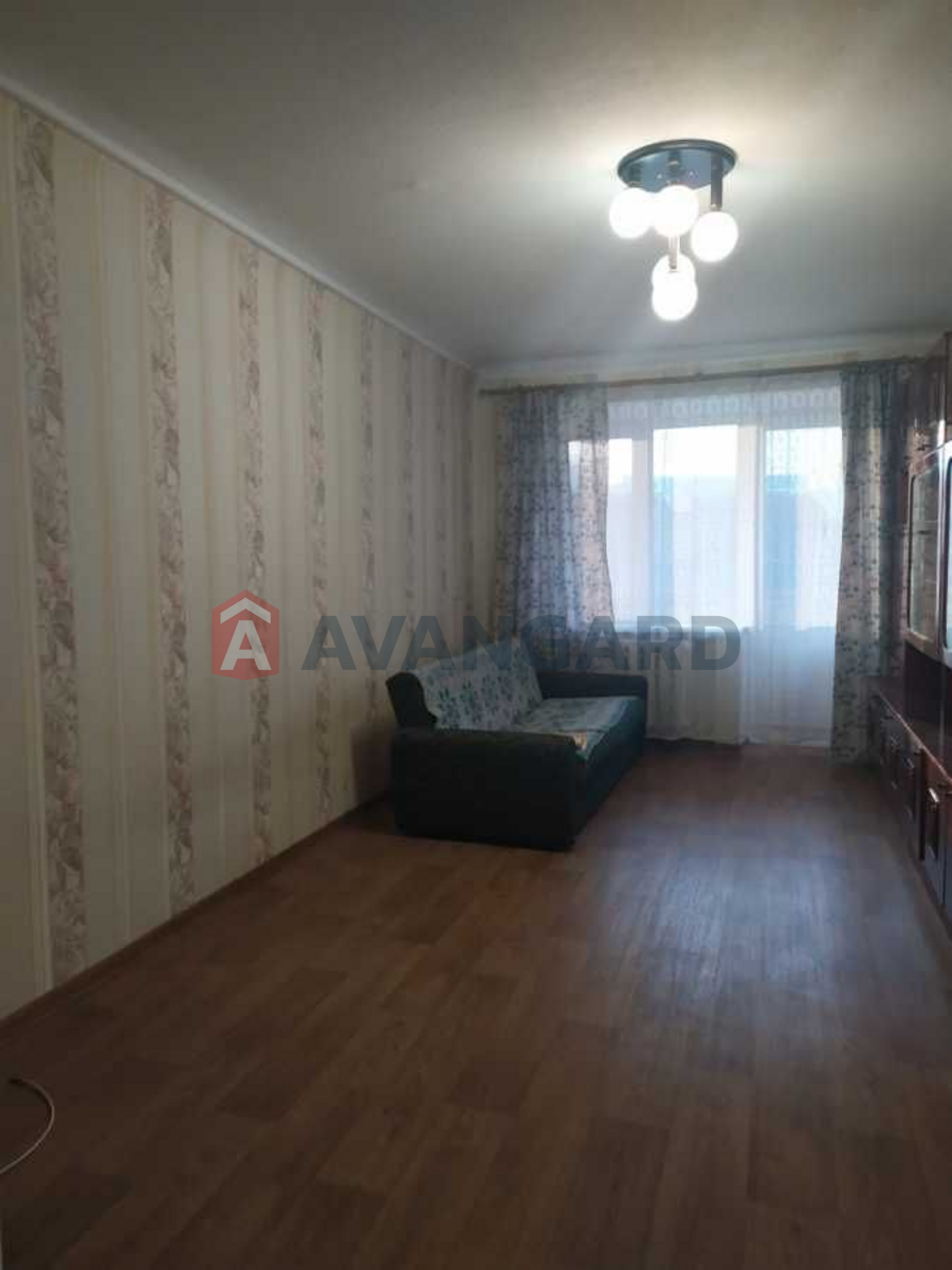 2 ����. ��������, 45/-/8 ��. �., 3/5 ���� ���� 6