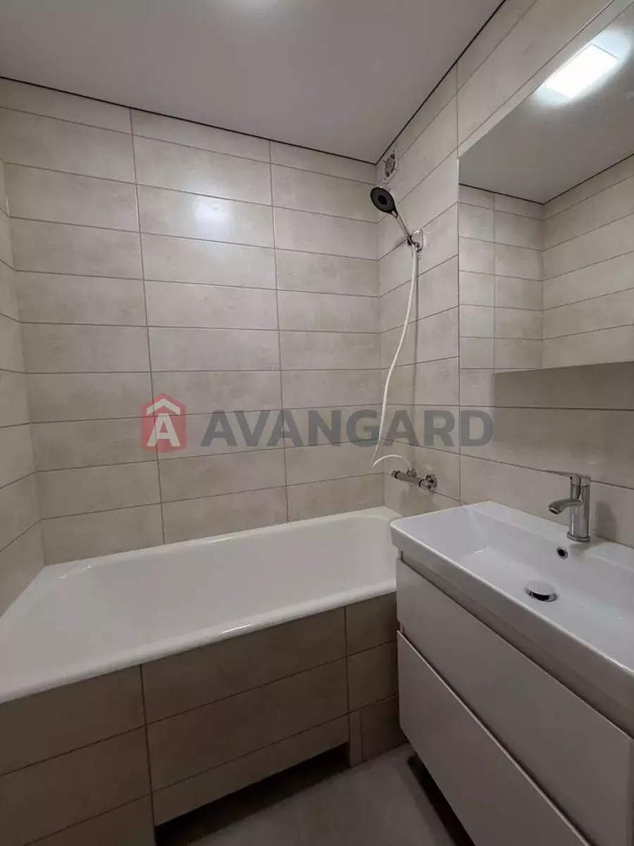 2 ����. ��������, 55/-/15 ��. �., 9/9 ���� ���� 4