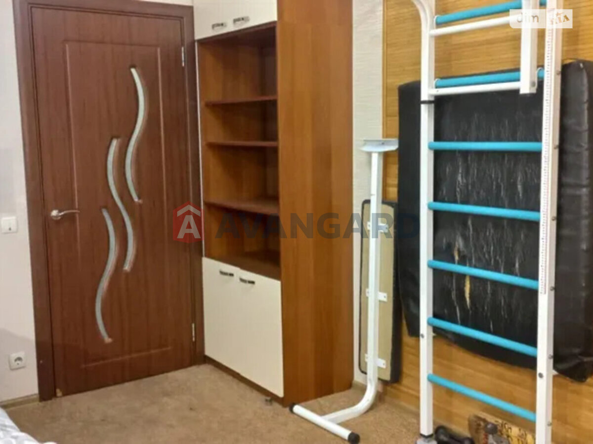 2 ��. ��������, 52/-/11 ��. �., 2/10 ������ ���� 4