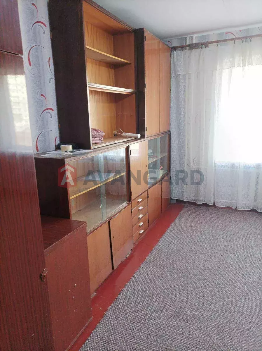 2 ��. ��������, 50/-/9 ��. �., 6/9 ������ ���� 15