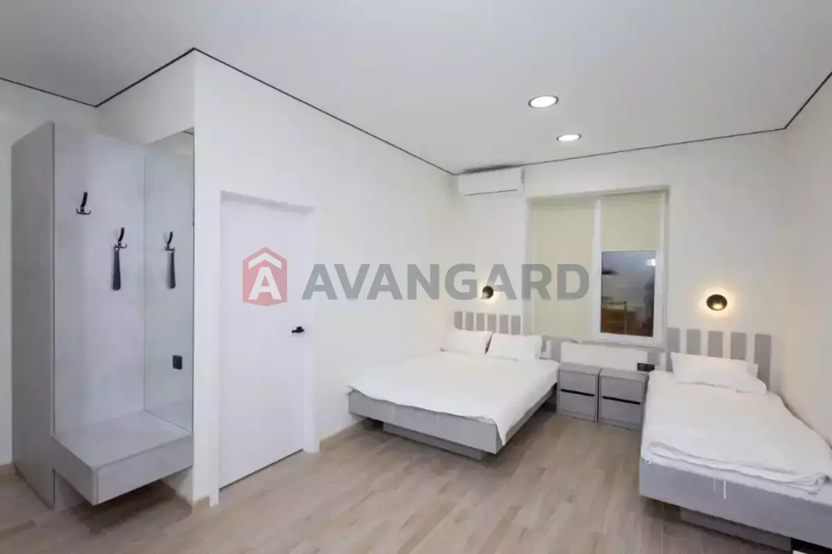 2 ��. ��������, 35/25/10 ��. �., 3/4 ������ ���� 5