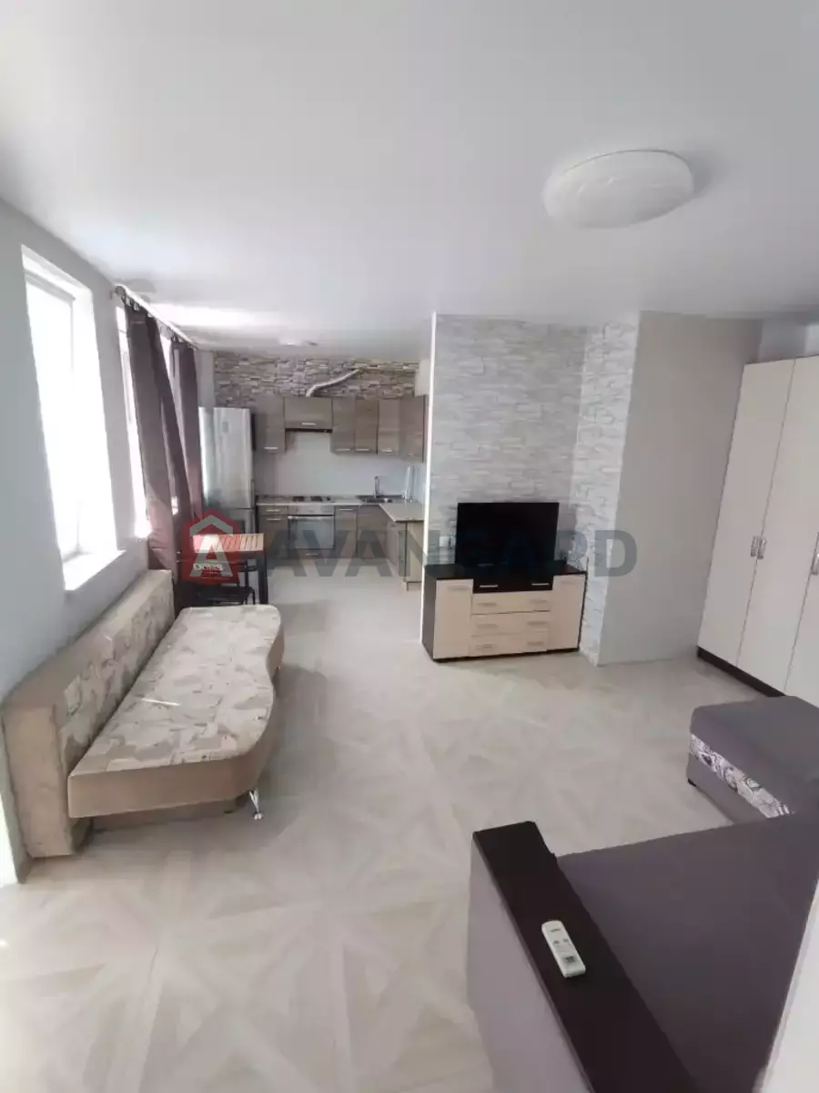 1 ��. ��������, 39/-/- ��. �., 2/4 ������ ���� 4