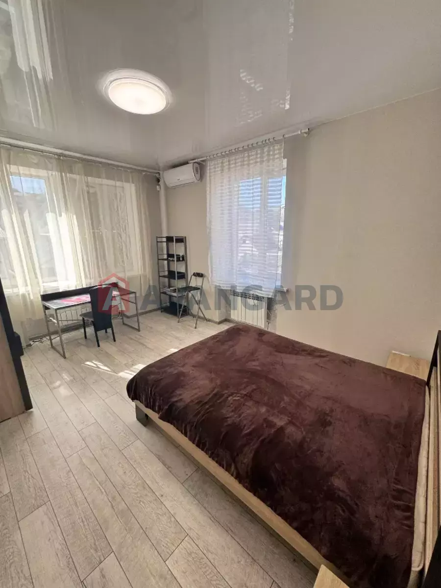 3 ����. ��������, 75/-/- ��. �., 2/2 ���� ���� 3