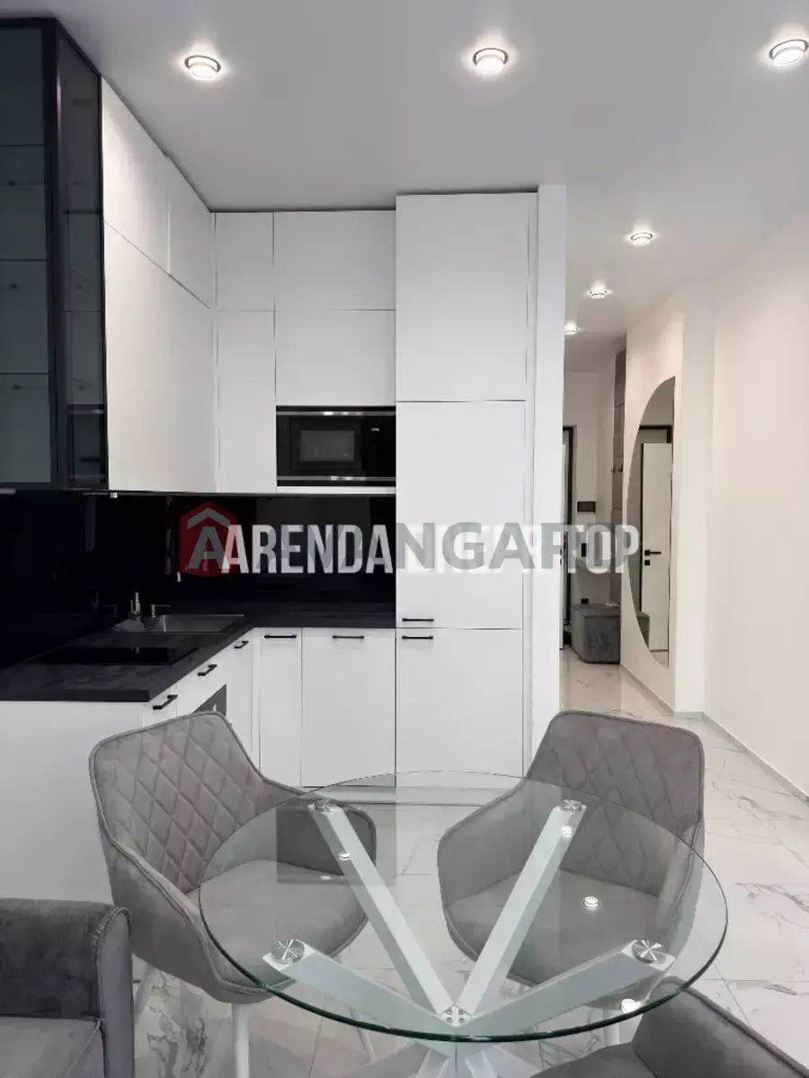 2 ����. ��������, 55/-/- ��. �., 10/31 ���� ���� 6