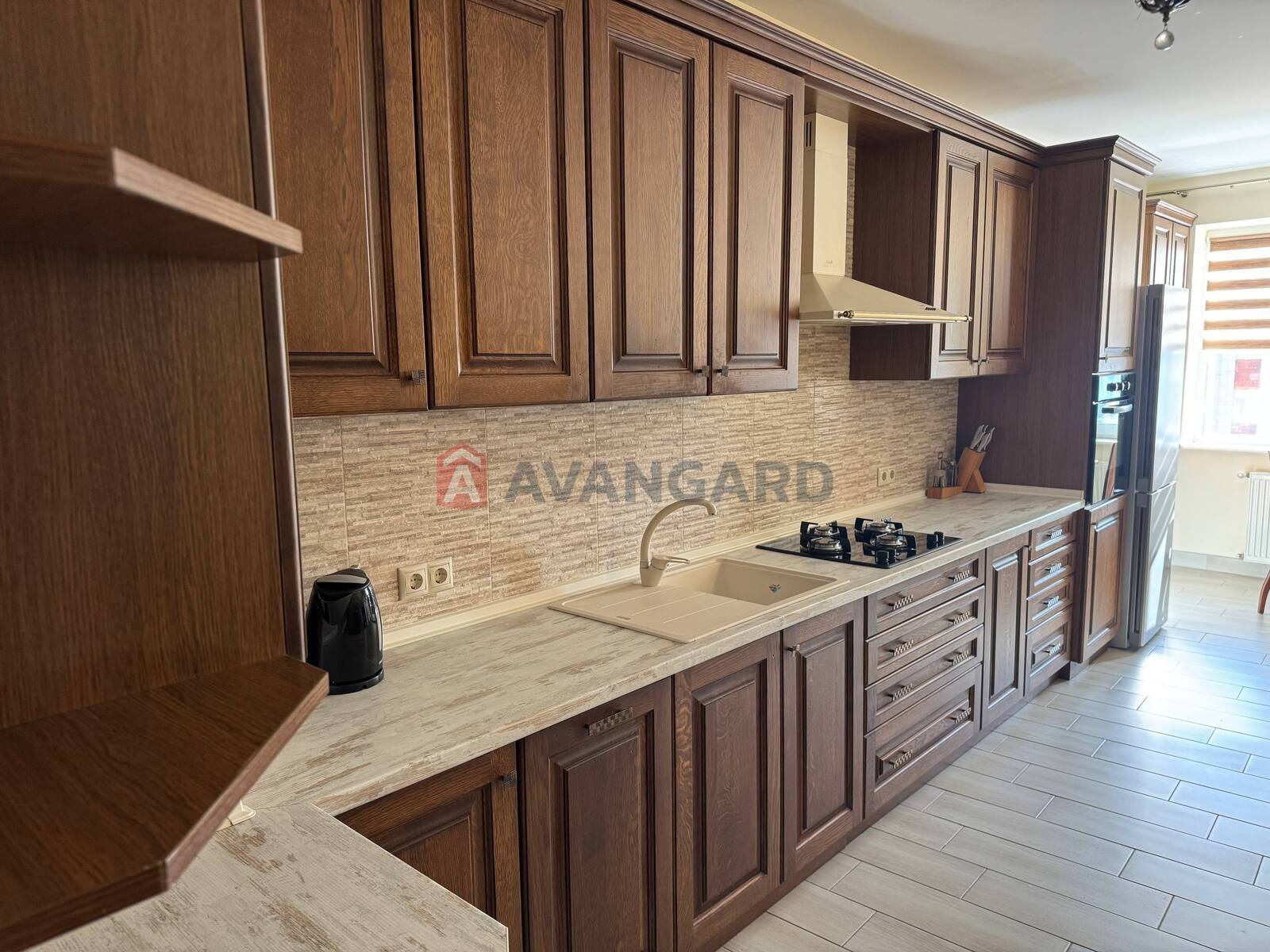 2 ��. ��������, 88/50/16 ��. �., 7/9 ������ ���� 6