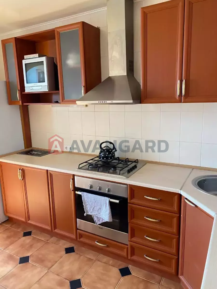 2 ����. ��������, 75/44/10 ��. �., 8/10 ���� ���� 7