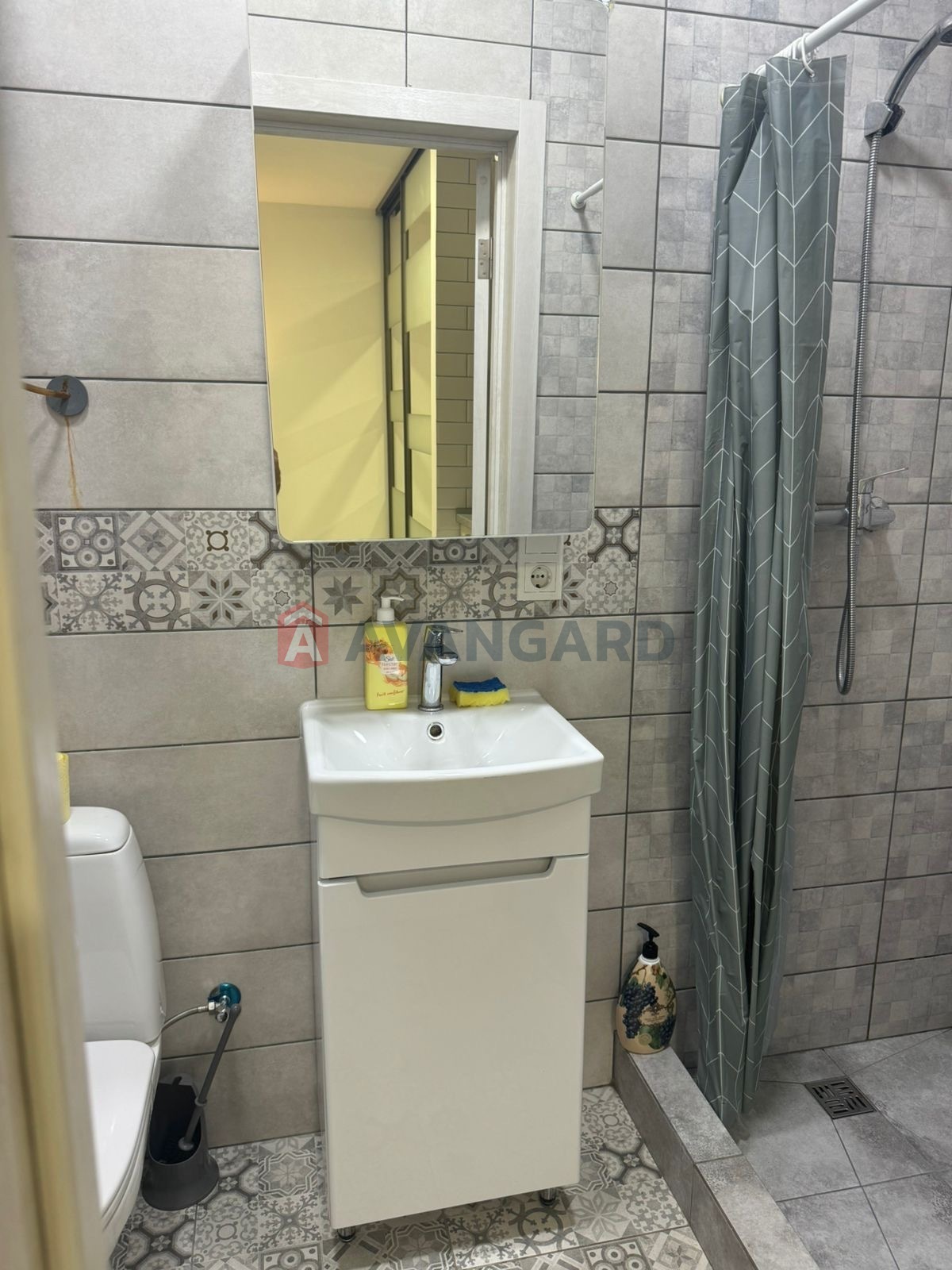 1 . , 28/-/7 . ., 1/1   4