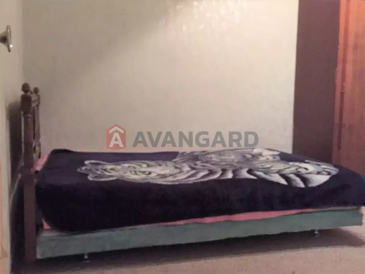 2 ��. ��������, 47/-/9 ��. �., 10/14 ������ ���� 9