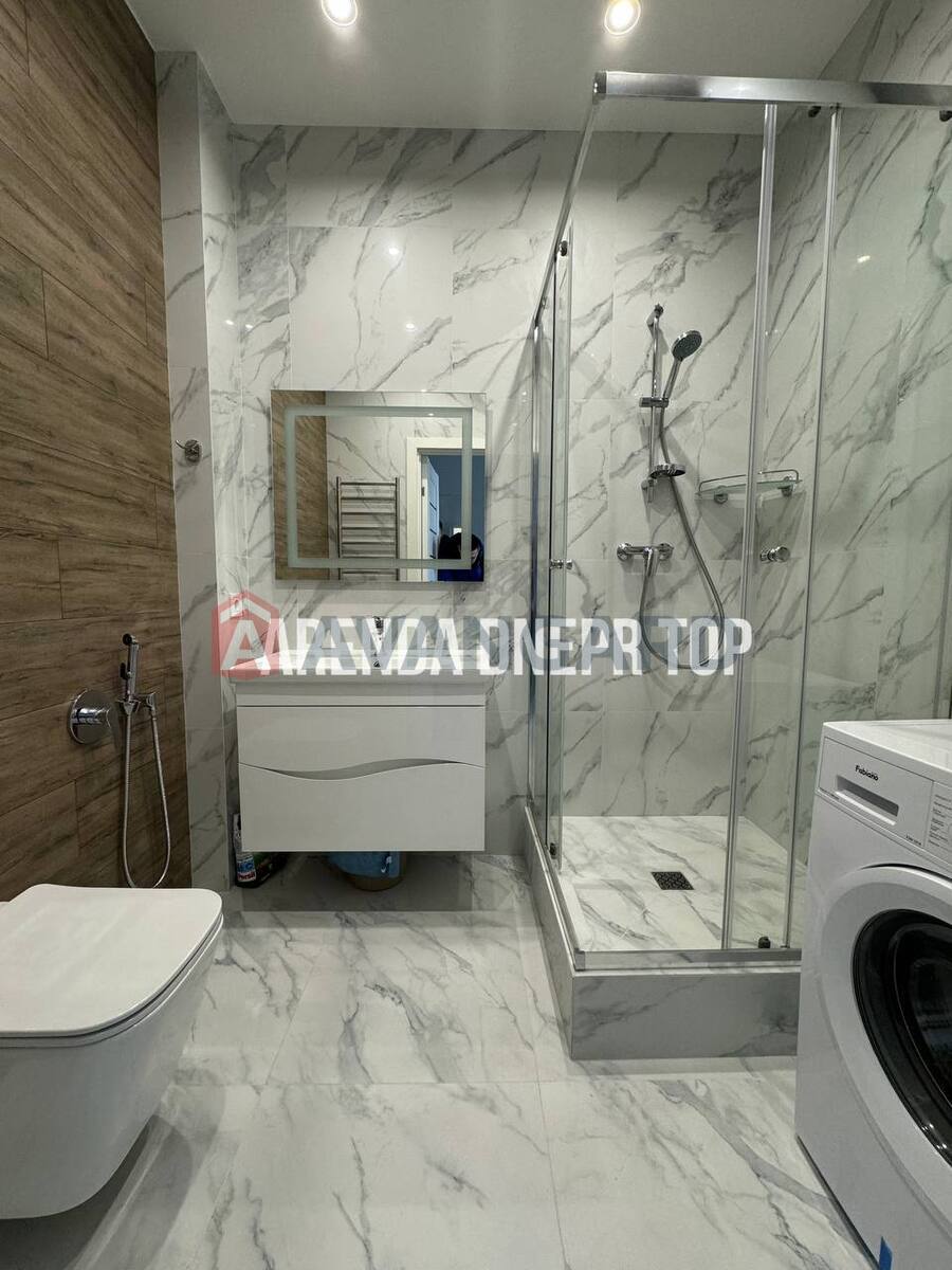 1 . , 40/-/- . ., 18/23   4