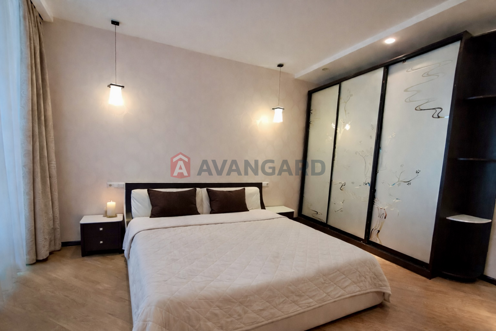 3 ��. ��������, 108/88/20 ��. �., 10/25 ������ ���� 5