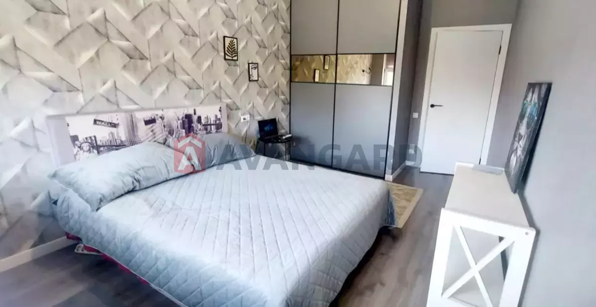 2 ��. ��������, 45/-/- ��. �., 4/18 ������ ���� 2