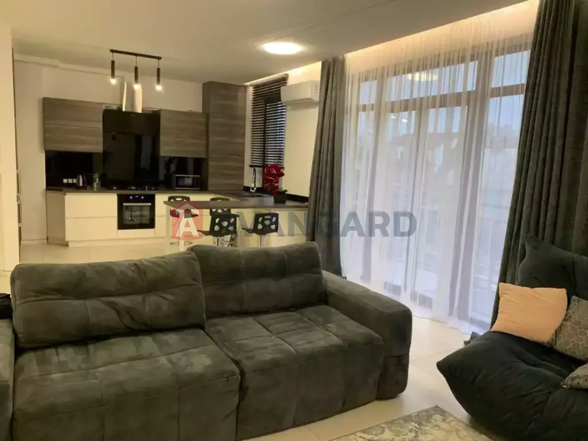 3 ����. ��������, 136/-/- ��. �., 2/6 ���� ���� 10