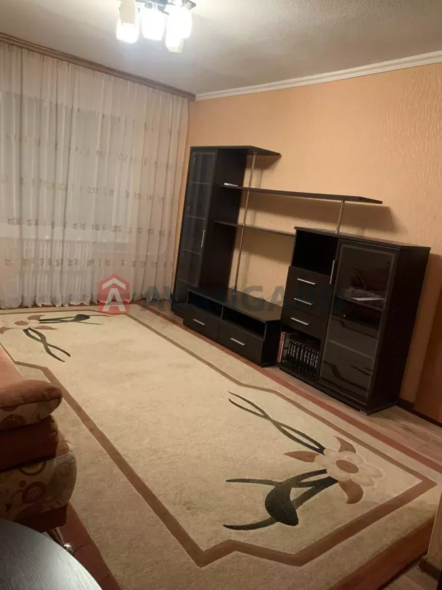 1 . , 40/-/8 . ., 10/12   7