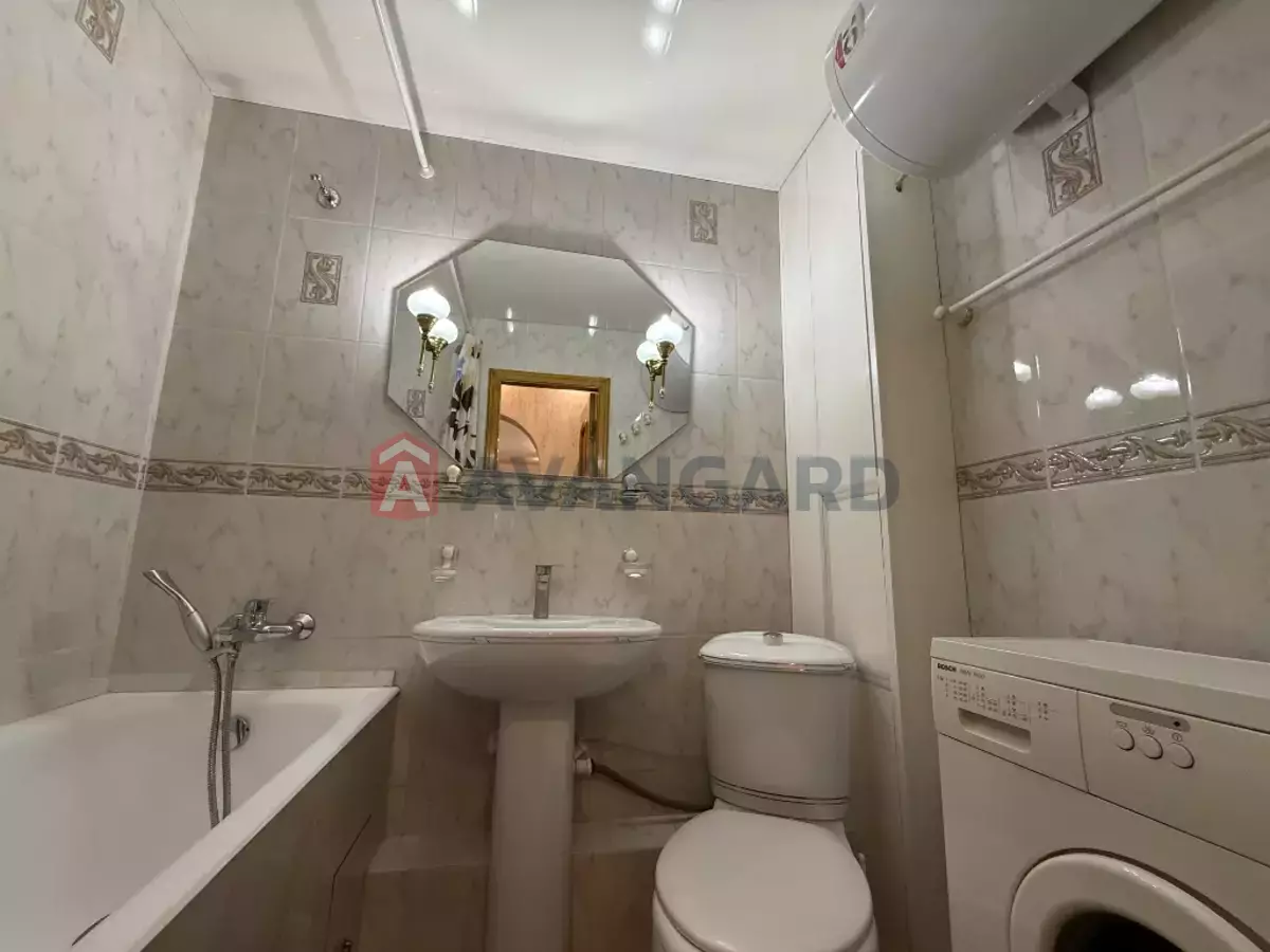 3 ��. ��������, 72/40/9 ��. �., 3/9 ������ ���� 14