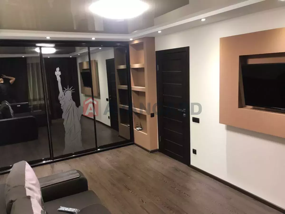 1 ��. ��������, 40/-/10 ��. �., 1/16 ������ ���� 16