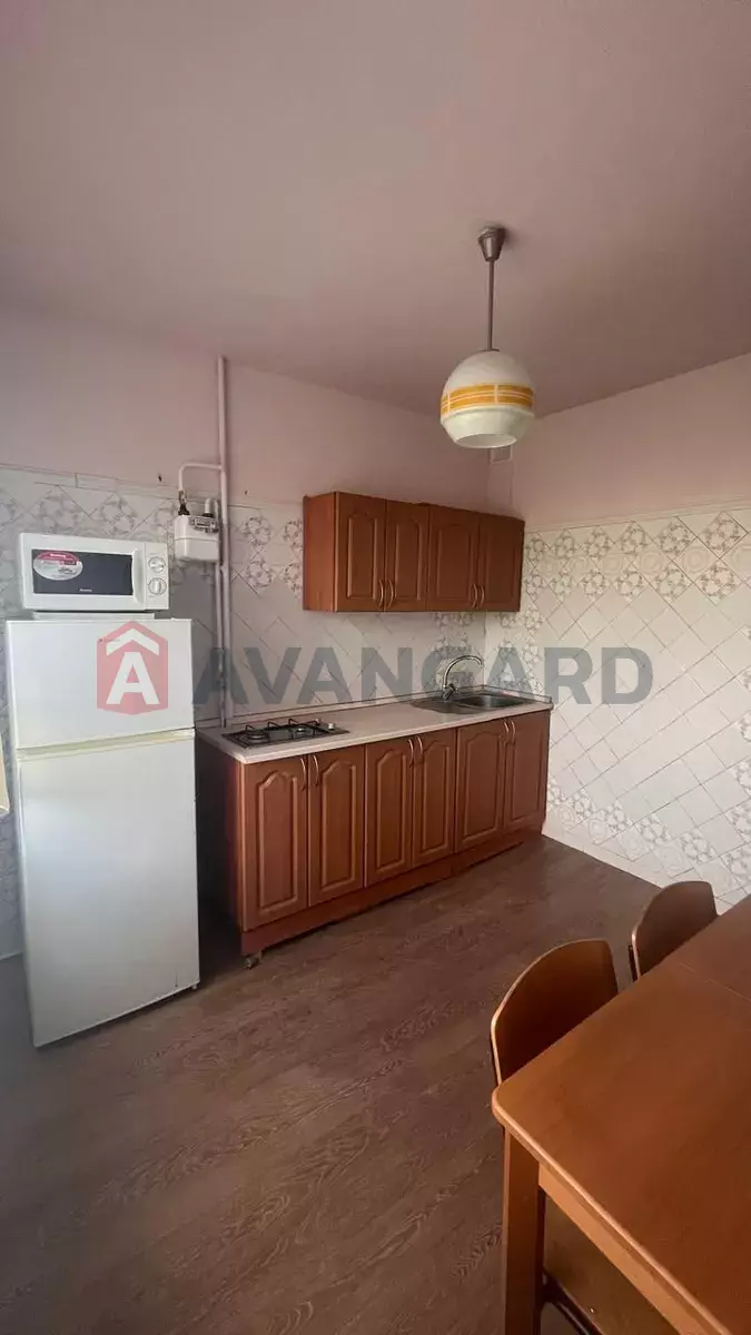 2 ��. ��������, 54/-/12 ��. �., 7/9 ������ ���� 8