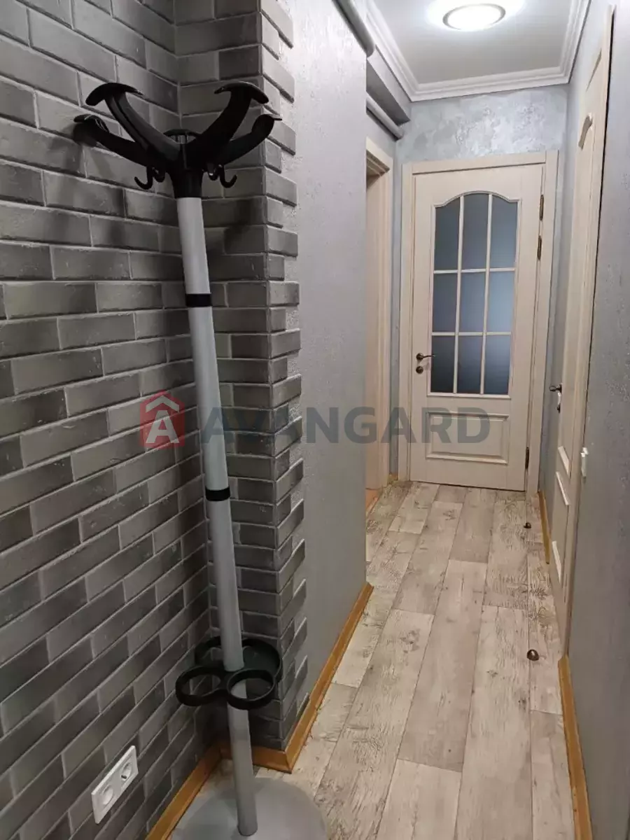 3 ��. ��������, 64/-/- ��. �., 2/5 ������ ���� 14