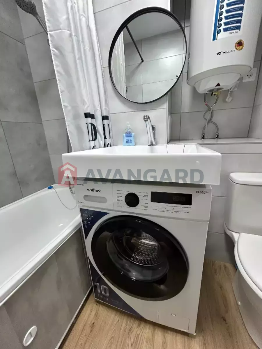 1 ��. ��������, 27/-/10 ��. �., 3/9 ������ ���� 11