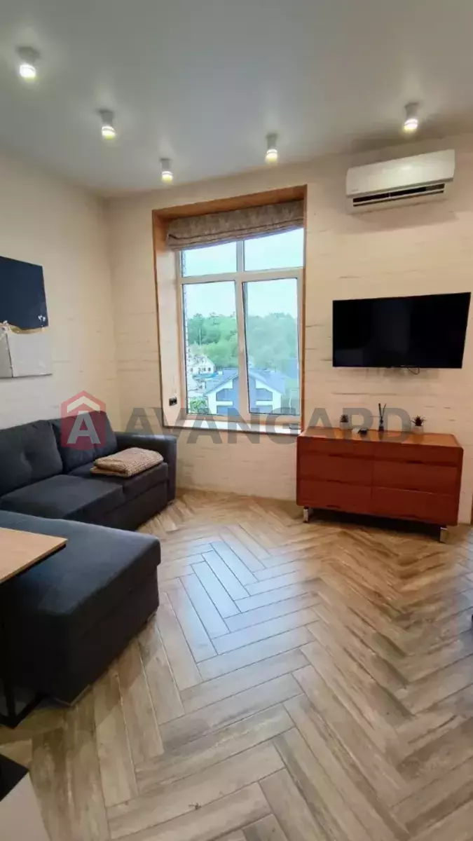 1 кім. квартира, 42/-/- кв. м., 9/9 поверх фото 2 1 кім. квартира, 42/-/- кв. м., 9/9 поверх фото 2