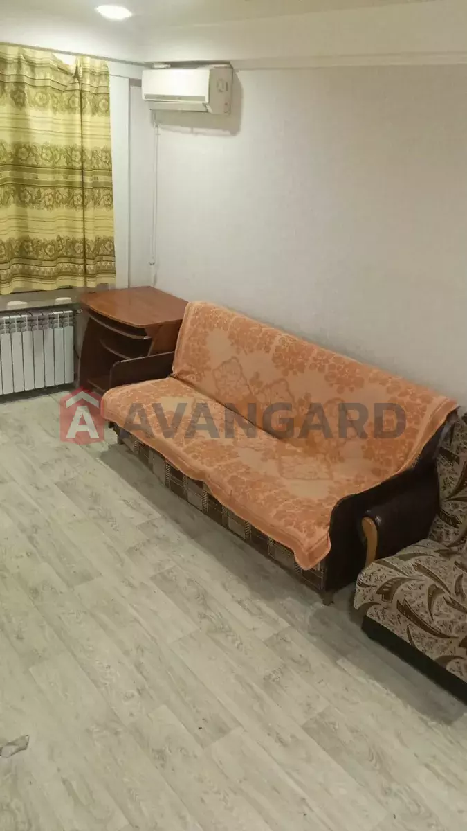 3 ����. ��������, 55/-/12 ��. �., 5/5 ���� ���� 3