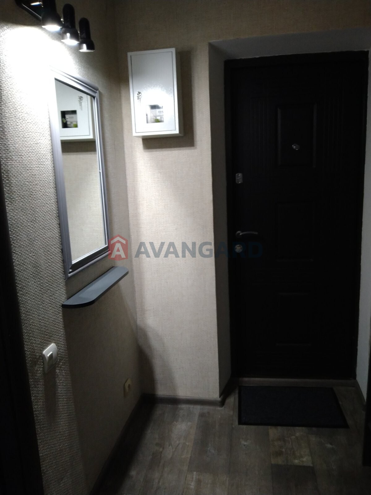 1 ��. ��������, 30.5/-/5.9 ��. �., 3/5 ������ ���� 9