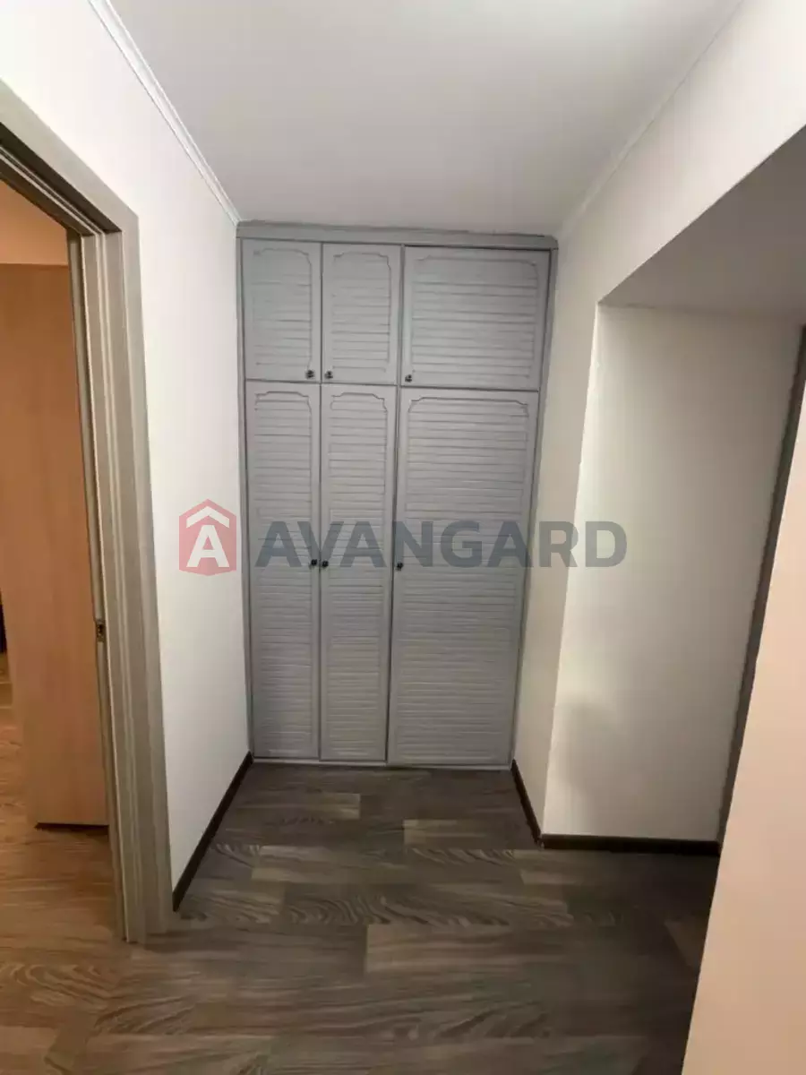 1 ����. ��������, 39/40/10 ��. �., 9/10 ���� ���� 8