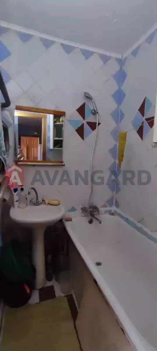 1 ��. ��������, 15/-/- ��. �., 8/9 ������ ���� 8